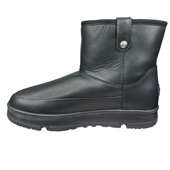 UGG Women’s Classic Weather Black Leather Winter Boot SIze US 9.5 - Picture 2 of 10